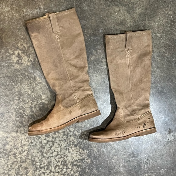 Women’s Frye boots pull on - Picture 3 of 3